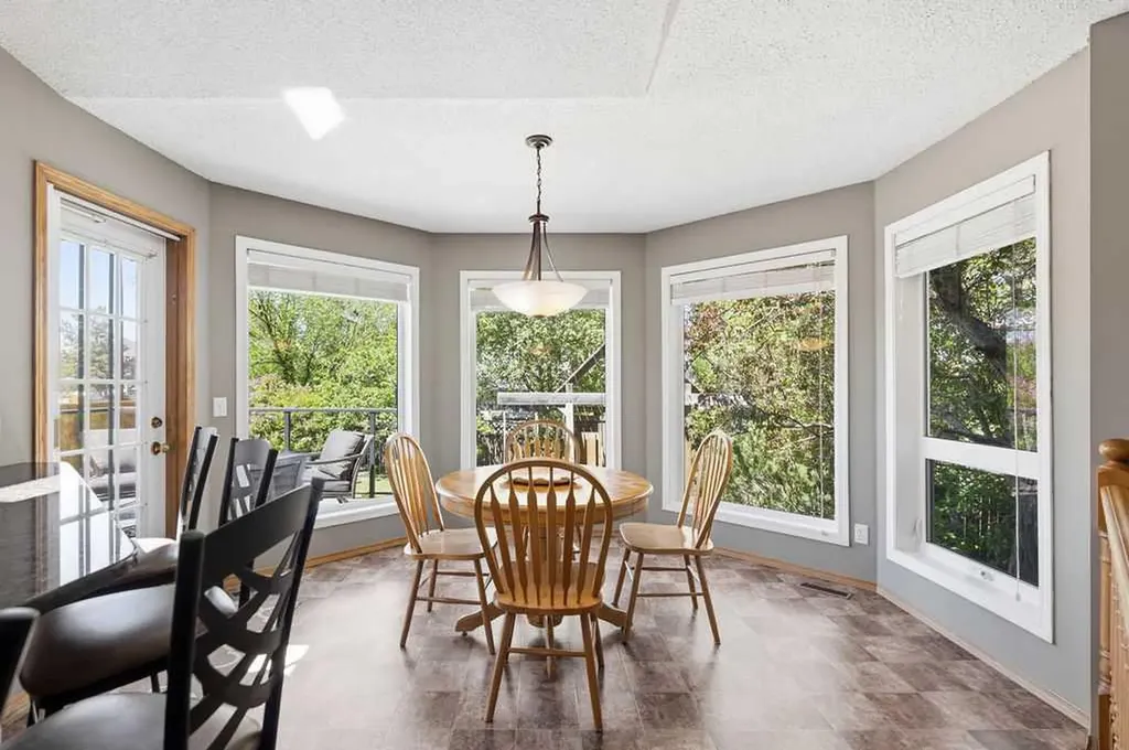 145 Straddock Crescent SW Calgary AB T3H 2S8