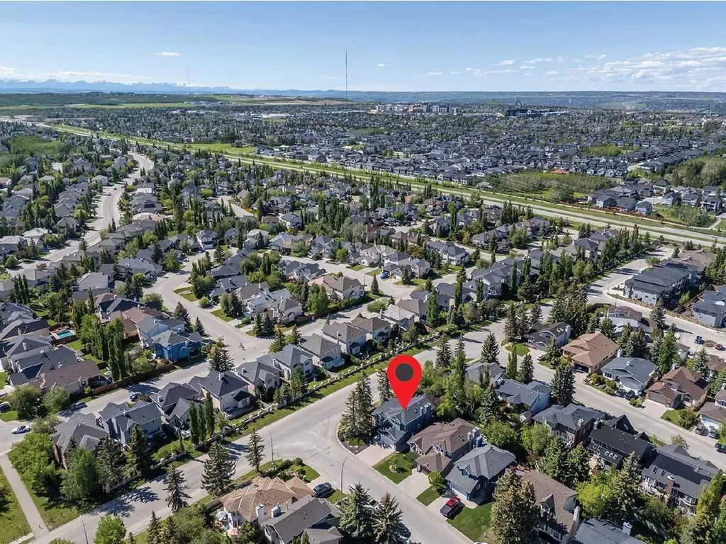 145 Straddock Crescent SW Calgary AB T3H 2S8
