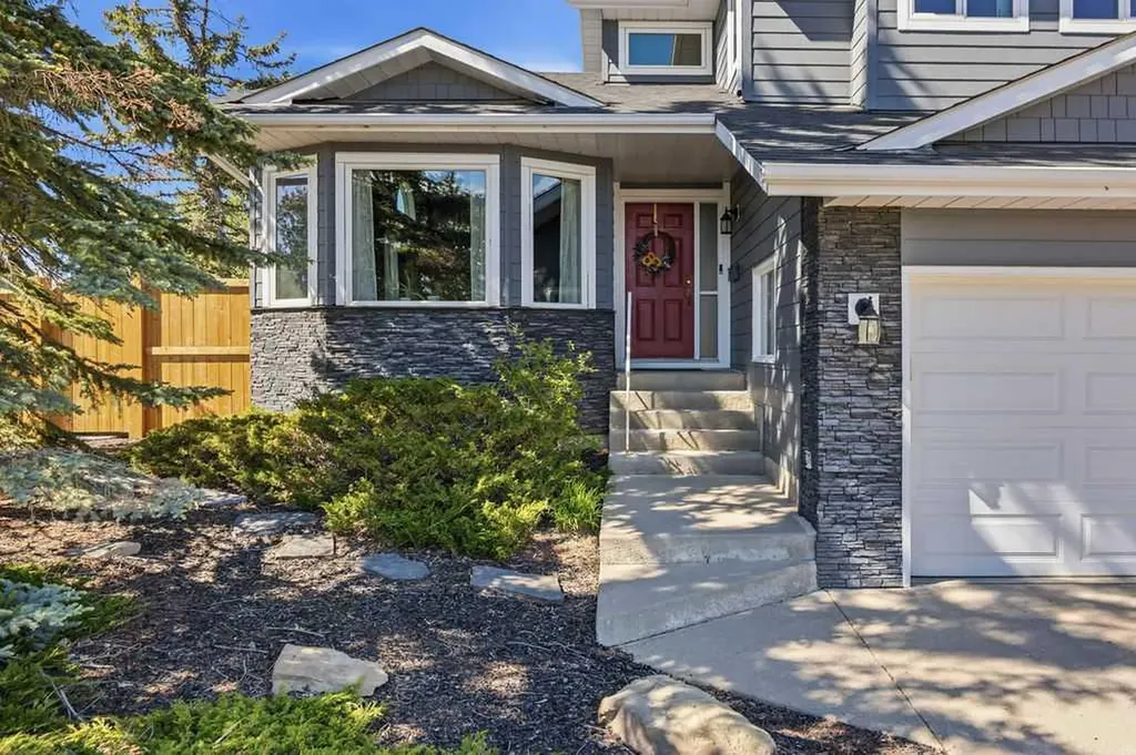 145 Straddock Crescent SW Calgary AB T3H 2S8