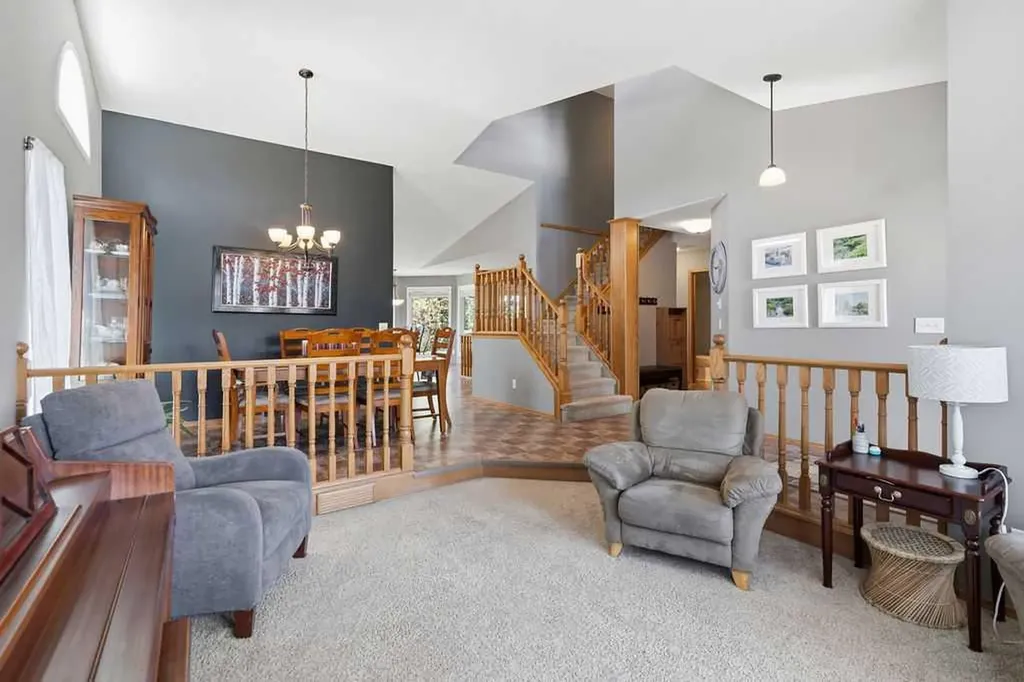 145 Straddock Crescent SW Calgary AB T3H 2S8