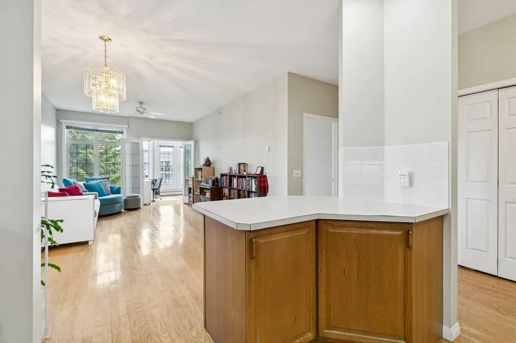 5201 Dalhousie Drive NW Calgary AB T3A 5Y7
