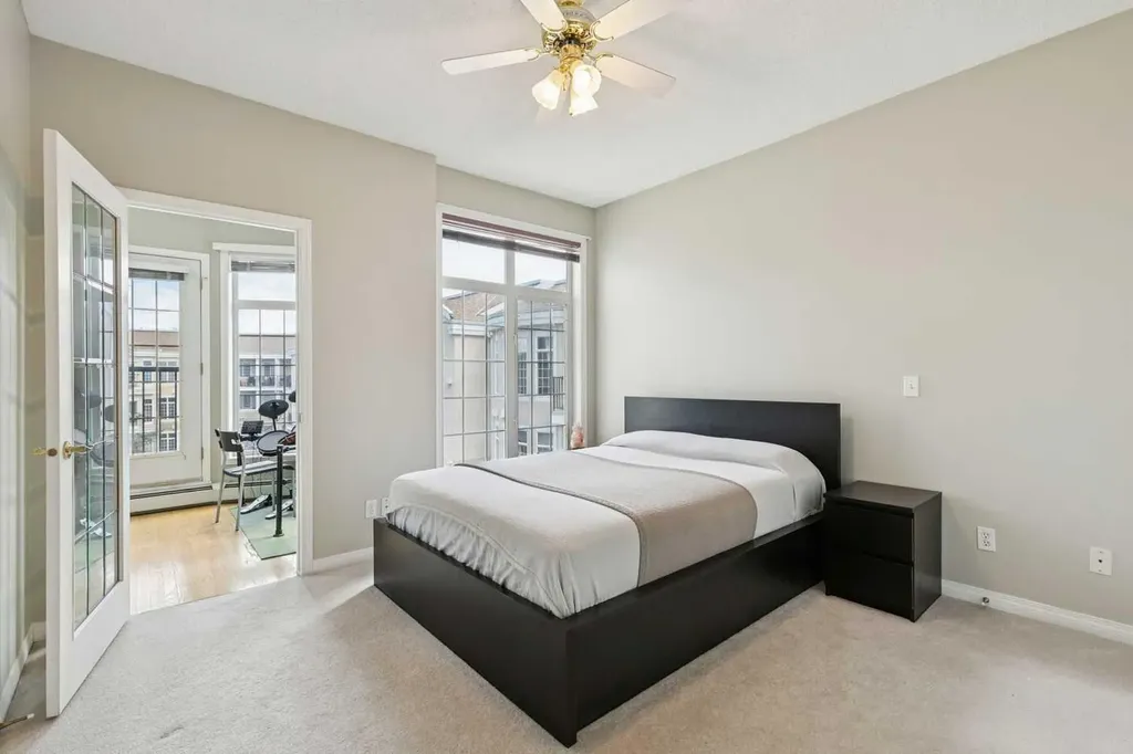 5201 Dalhousie Drive NW Calgary AB T3A 5Y7
