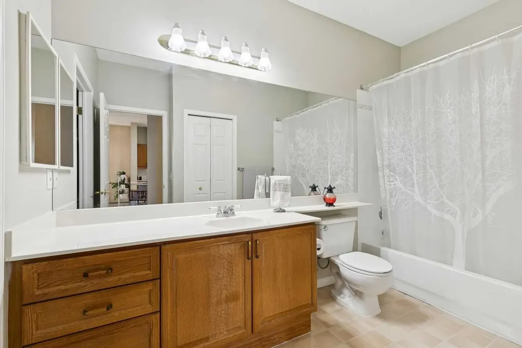 5201 Dalhousie Drive NW Calgary AB T3A 5Y7