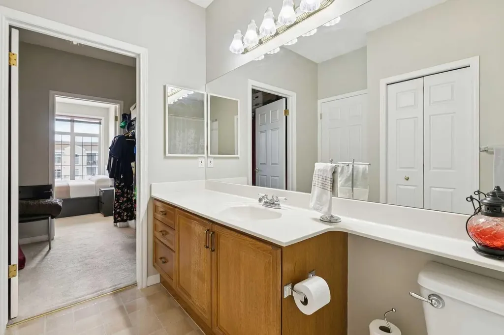 5201 Dalhousie Drive NW Calgary AB T3A 5Y7