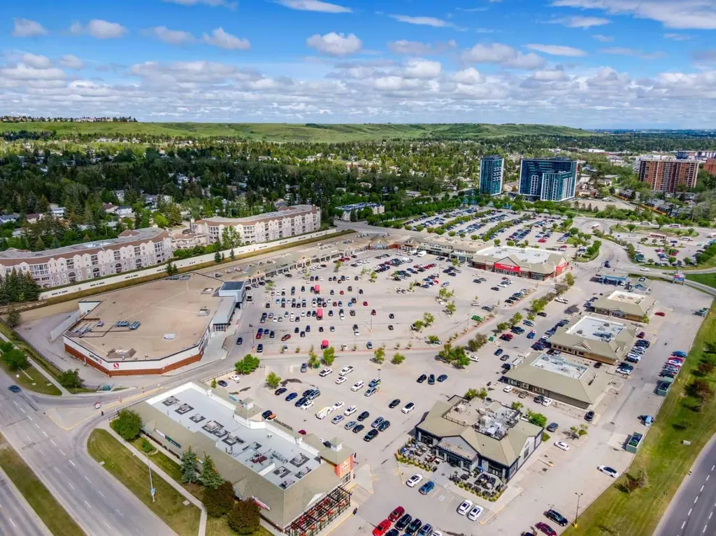 5201 Dalhousie Drive NW Calgary AB T3A 5Y7