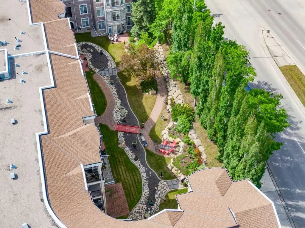 5201 Dalhousie Drive NW Calgary AB T3A 5Y7