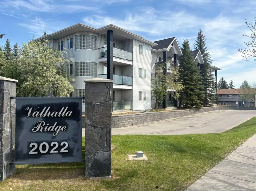 2022 Canyon Meadows Drive SE Calgary AB T2J 7H1