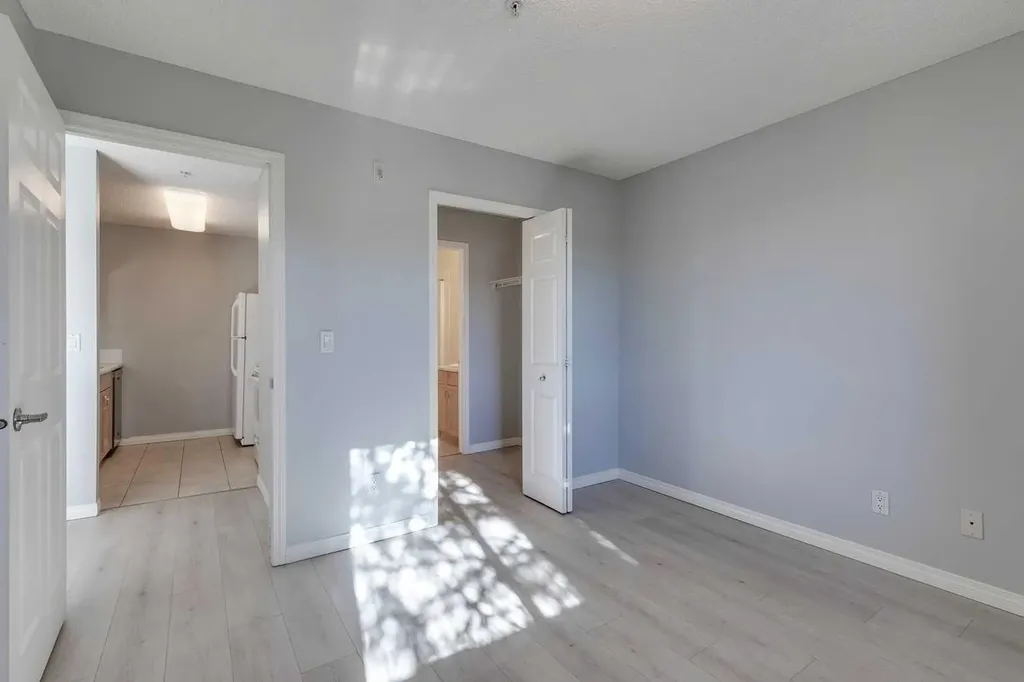 2022 Canyon Meadows Drive SE Calgary AB T2J 7H1