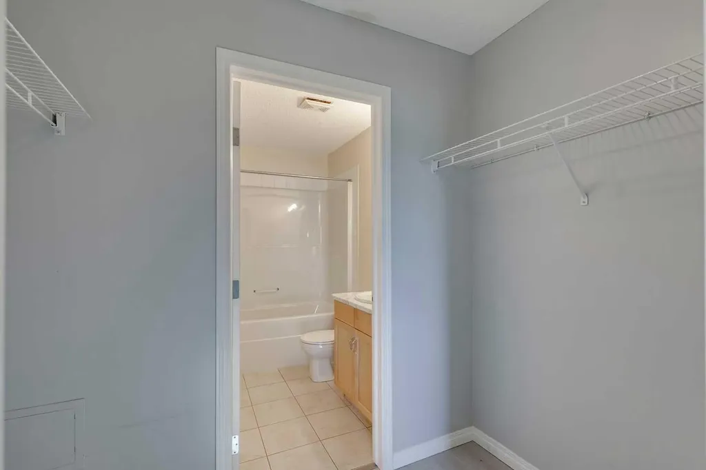 2022 Canyon Meadows Drive SE Calgary AB T2J 7H1