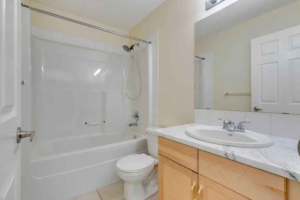 2022 Canyon Meadows Drive SE Calgary AB T2J 7H1