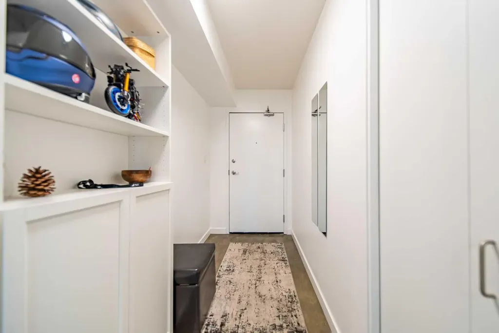 188 15 Avenue SW Calgary AB T2R 1S4