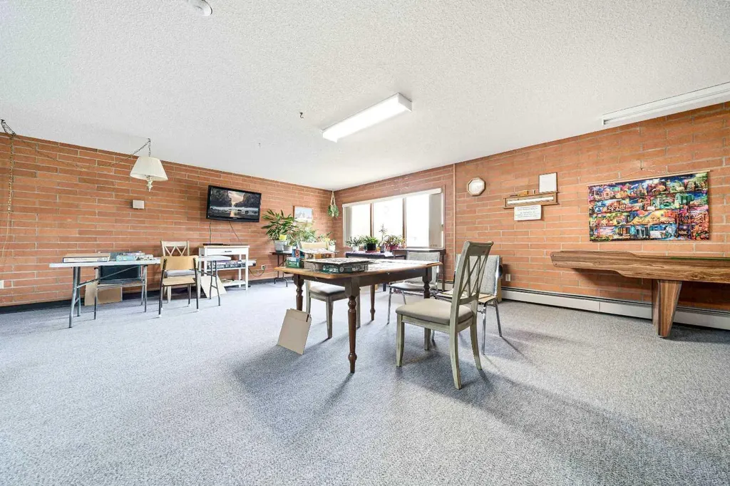 1480 Southview Drive SE Medicine Hat AB T1B 3Z3