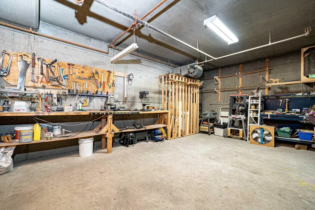 1480 Southview Drive SE Medicine Hat AB T1B 3Z3
