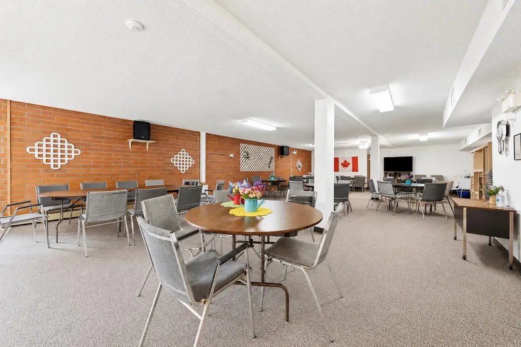 1480 Southview Drive SE Medicine Hat AB T1B 3Z3