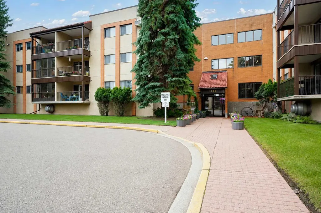 1480 Southview Drive SE Medicine Hat AB T1B 3Z3