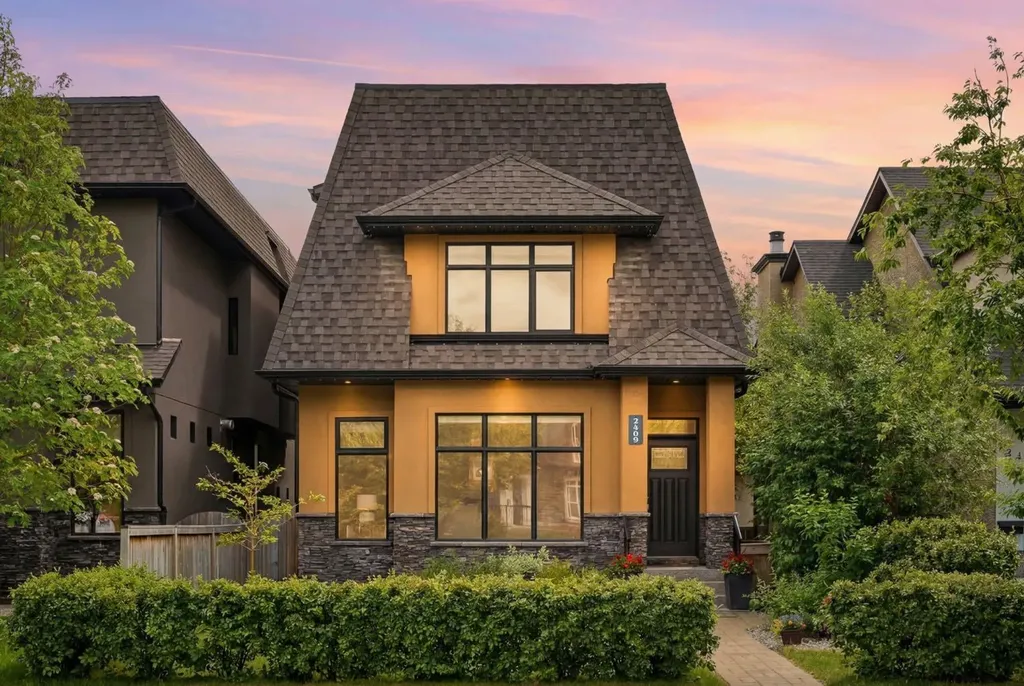 2409 Westmount Road NW Calgary AB T2N 3N9