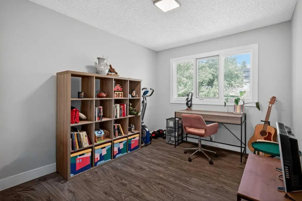76 Ranchridge Drive NW Calgary AB T3G 1W2