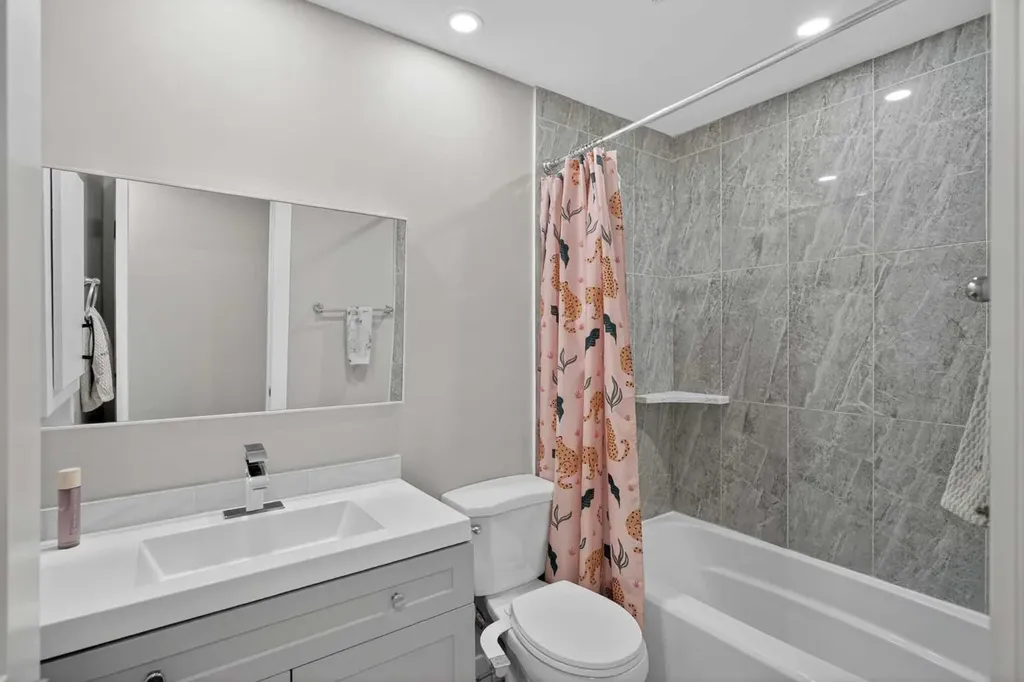 76 Ranchridge Drive NW Calgary AB T3G 1W2