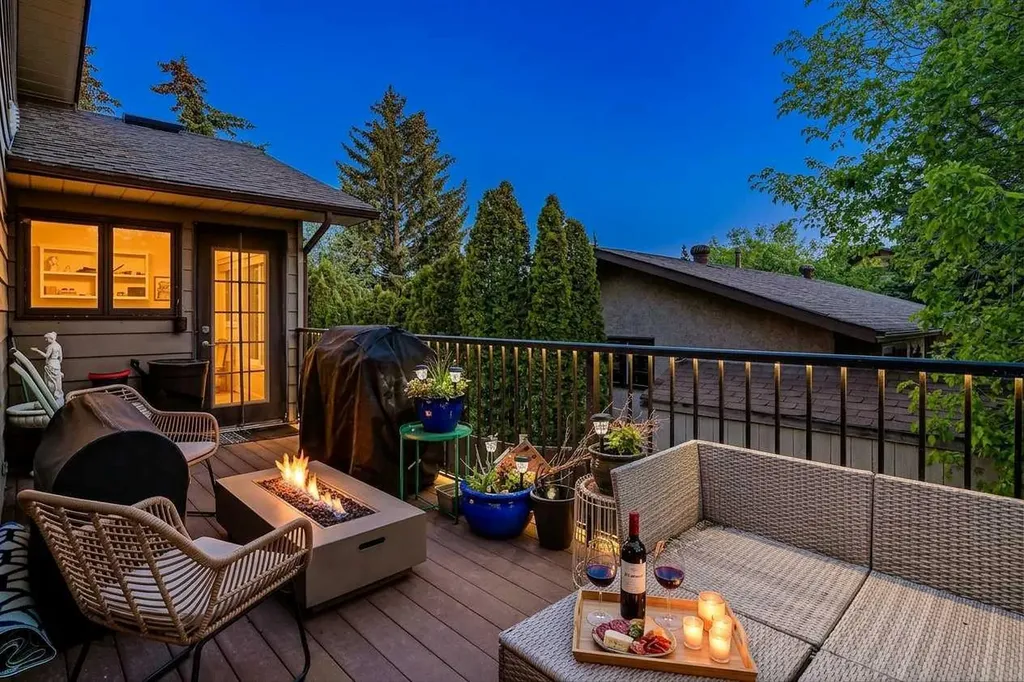 76 Ranchridge Drive NW Calgary AB T3G 1W2