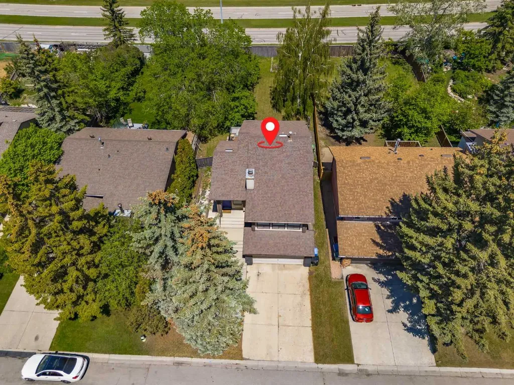 76 Ranchridge Drive NW Calgary AB T3G 1W2