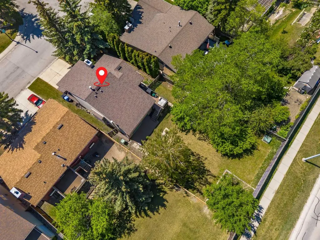 76 Ranchridge Drive NW Calgary AB T3G 1W2