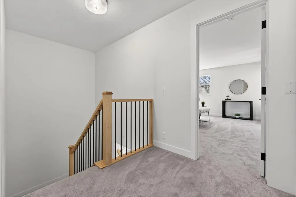 40 Bernard Way NW Calgary AB T3K2E9