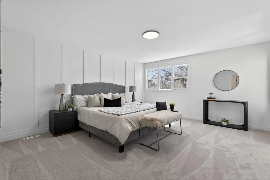 40 Bernard Way NW Calgary AB T3K2E9