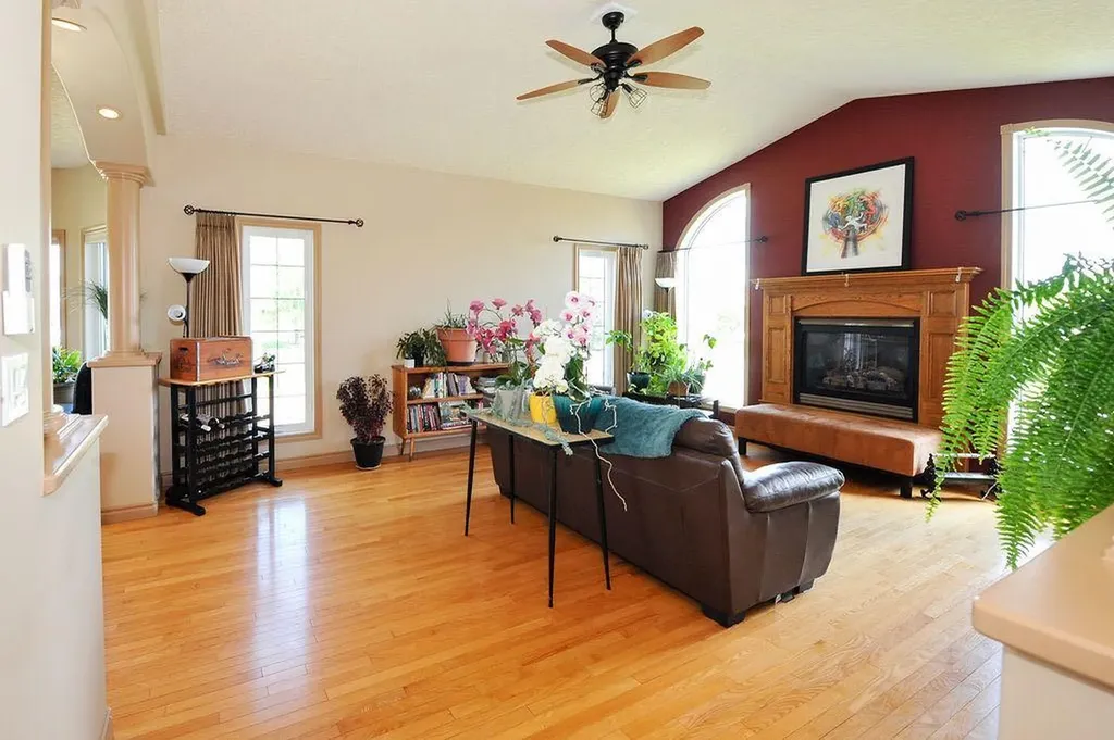 5134 53 Street Daysland AB T0B 1A0