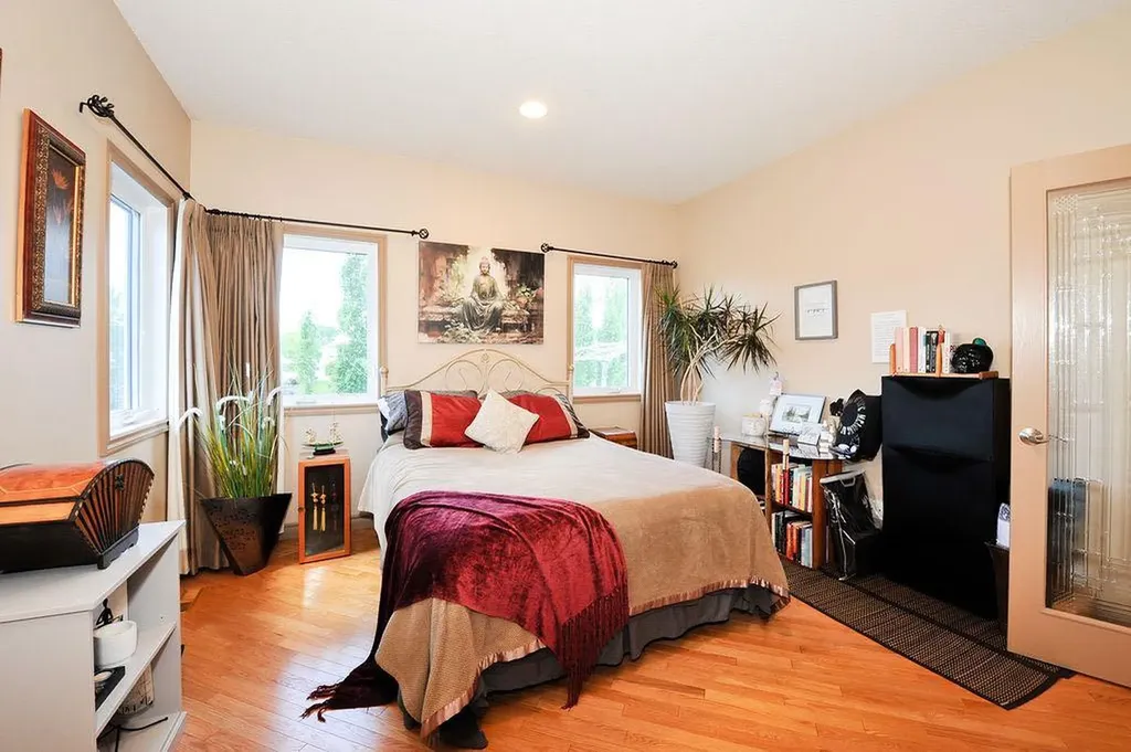 5134 53 Street Daysland AB T0B 1A0