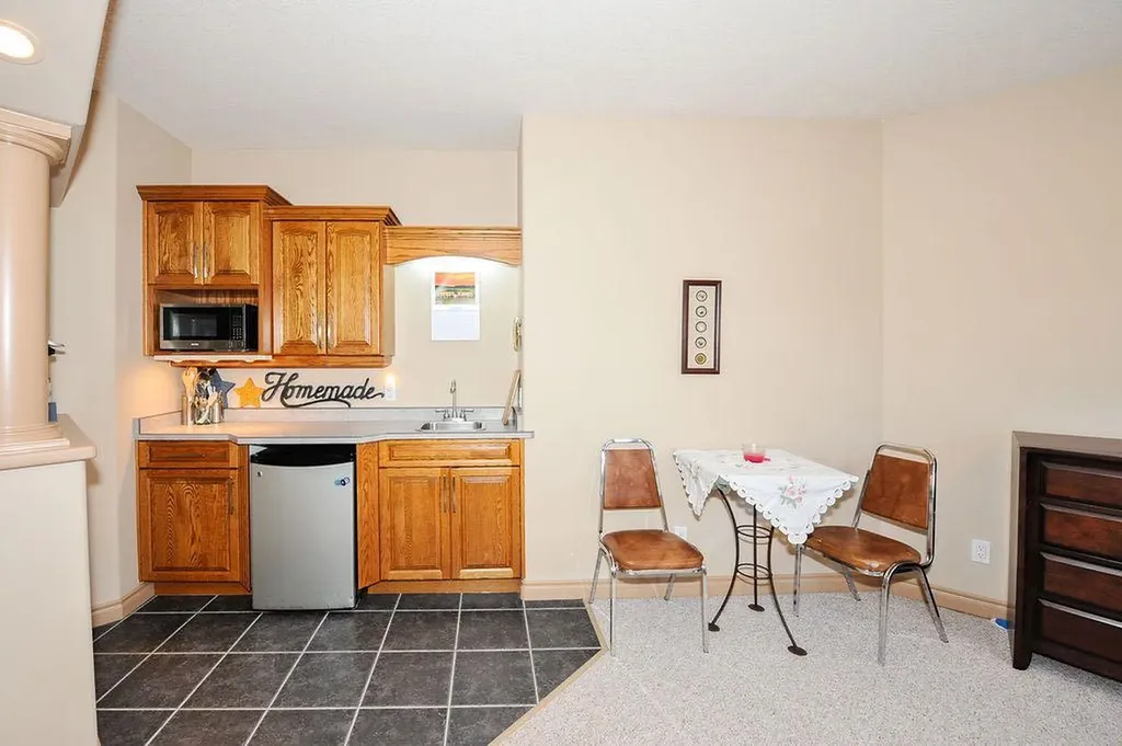 5134 53 Street Daysland AB T0B 1A0