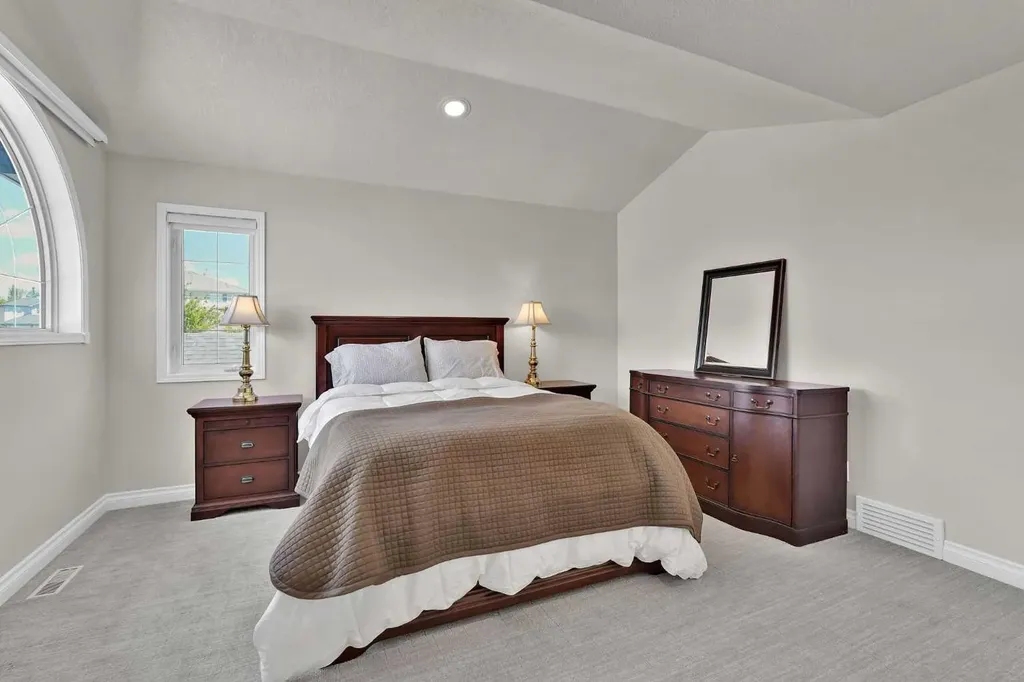 65 Panorama Hills Circle NW Calgary AB T3K 4T5