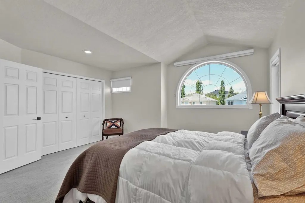 65 Panorama Hills Circle NW Calgary AB T3K 4T5