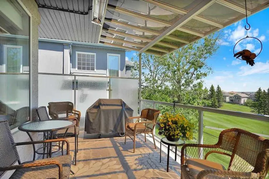 65 Panorama Hills Circle NW Calgary AB T3K 4T5