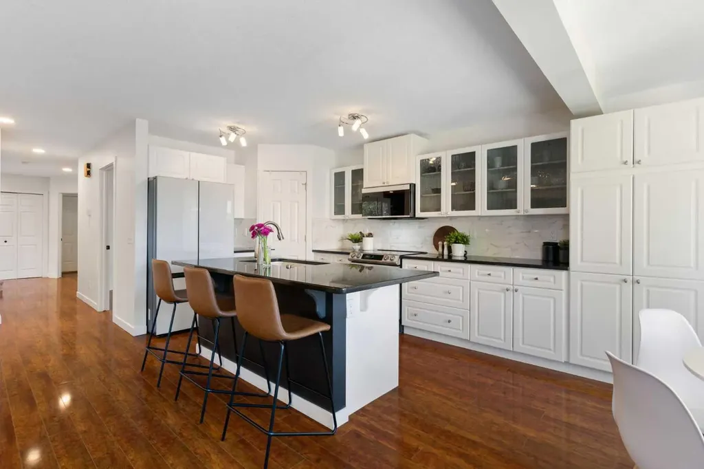 1316 Bayside Avenue SW Airdrie AB T4B 2X5