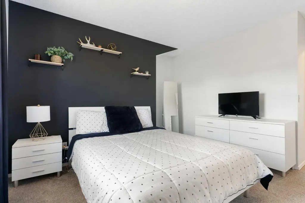 1316 Bayside Avenue SW Airdrie AB T4B 2X5