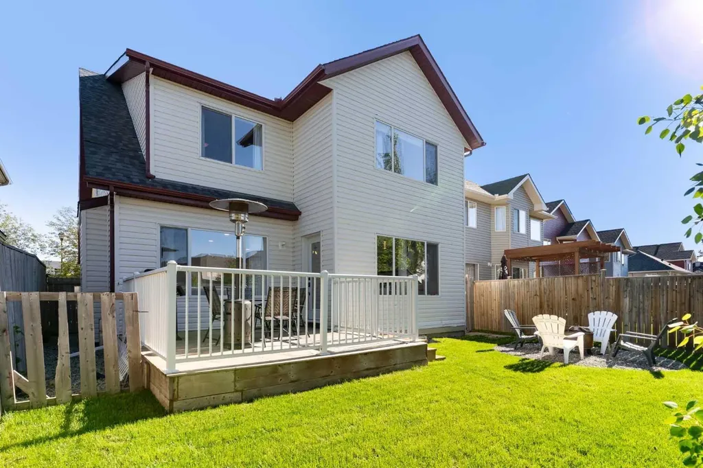 1316 Bayside Avenue SW Airdrie AB T4B 2X5