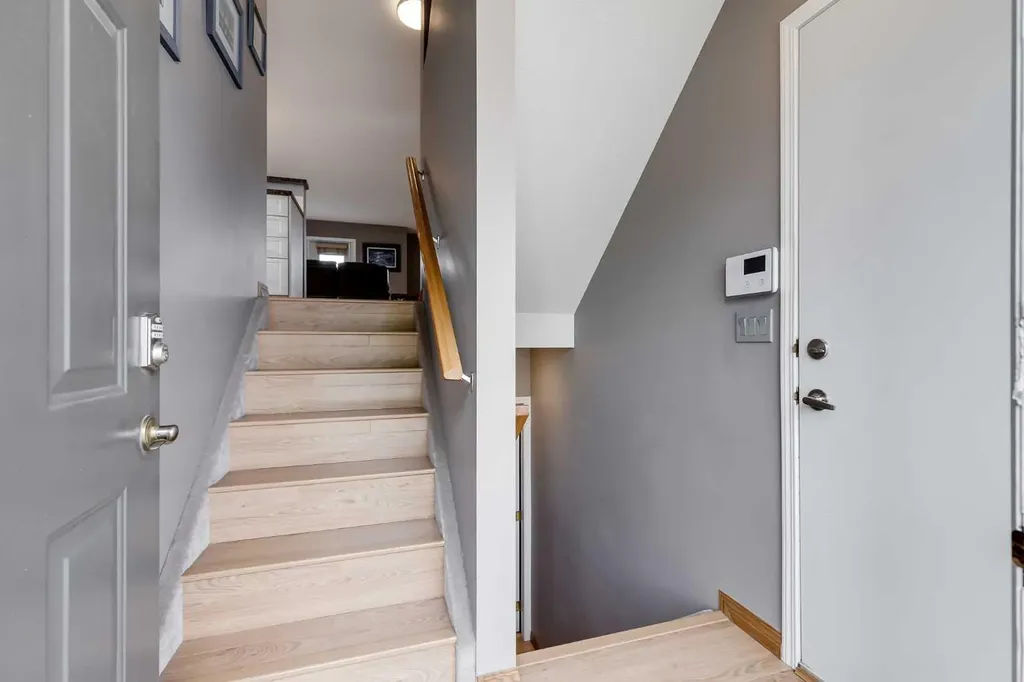 55 Fairways Drive NW Airdrie AB T4B 2T5