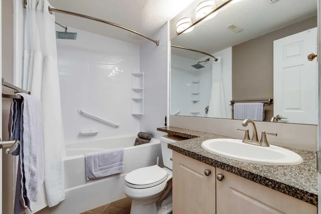 55 Fairways Drive NW Airdrie AB T4B 2T5