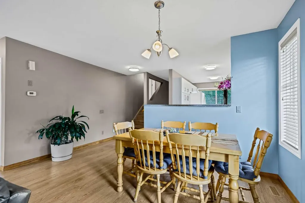 55 Fairways Drive NW Airdrie AB T4B 2T5
