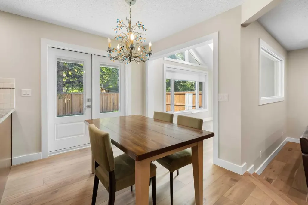 132 Woodhaven Road SW Calgary AB T2W 5N7