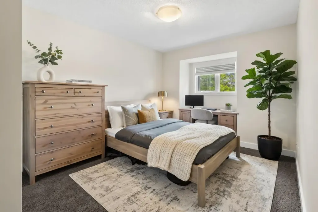 132 Woodhaven Road SW Calgary AB T2W 5N7
