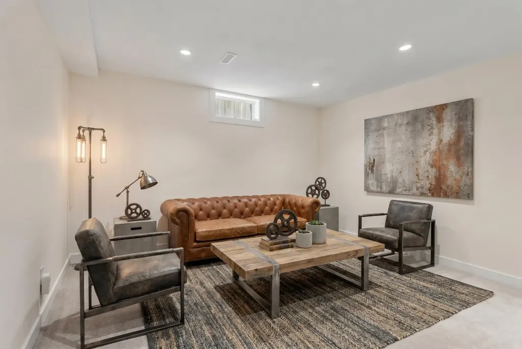 132 Woodhaven Road SW Calgary AB T2W 5N7