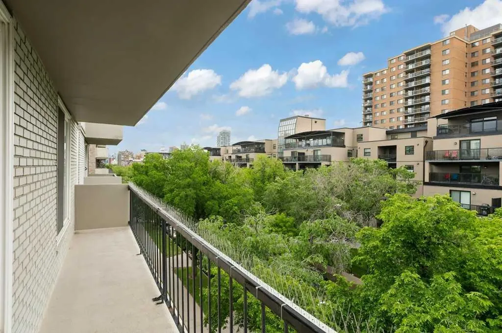 1328 13 Avenue SW Calgary AB T3C 0T3