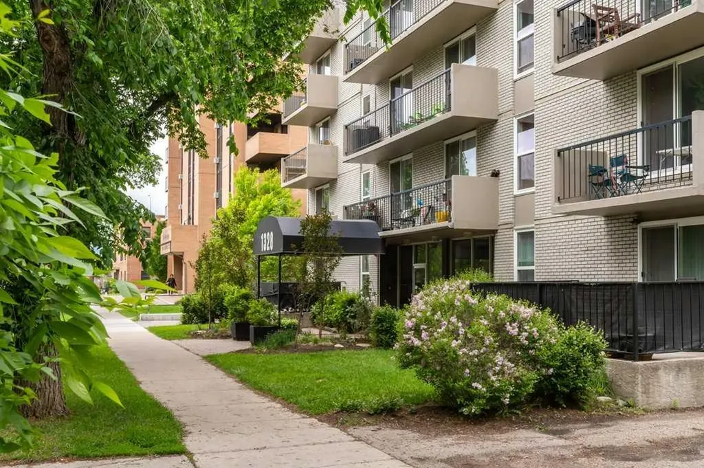 1328 13 Avenue SW Calgary AB T3C 0T3