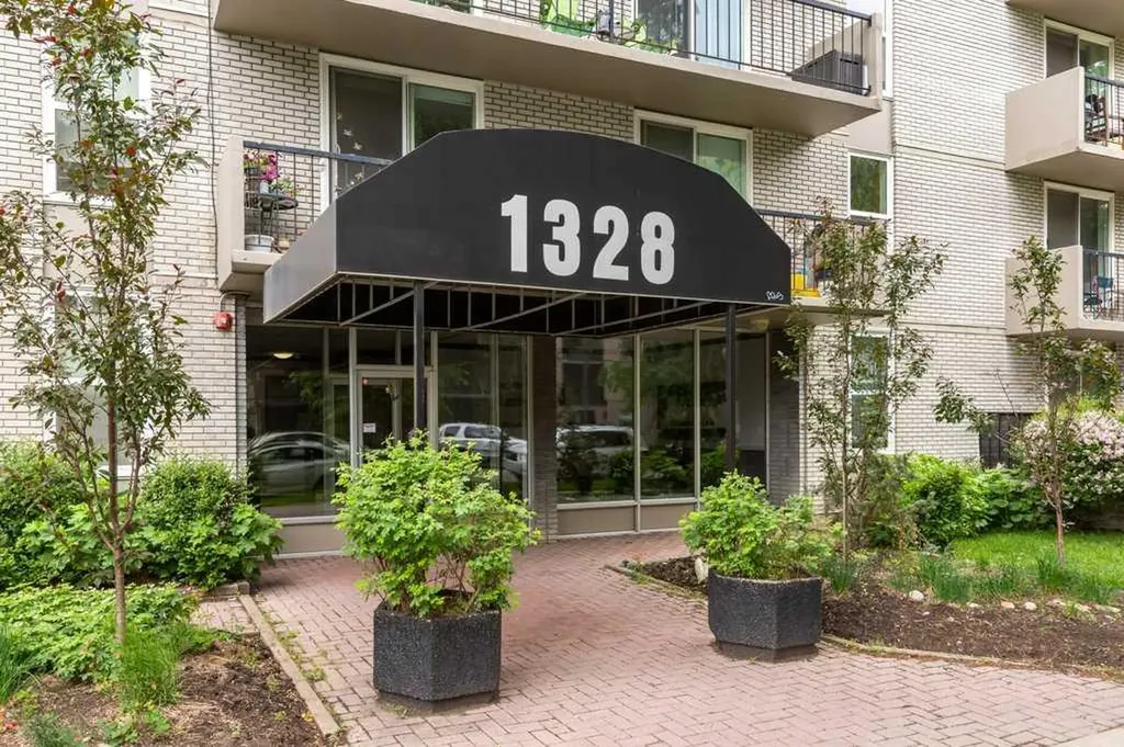1328 13 Avenue SW Calgary AB T3C 0T3