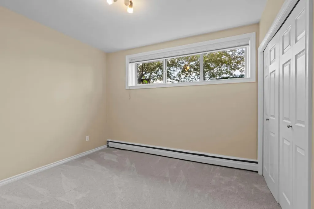 8607 Elbow Drive SW Calgary AB T2V 1K8