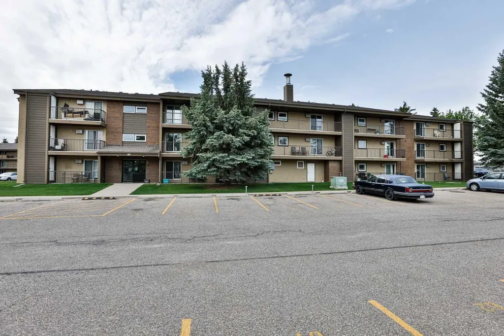 405 Columbia Boulevard W Lethbridge AB T1K 5R8
