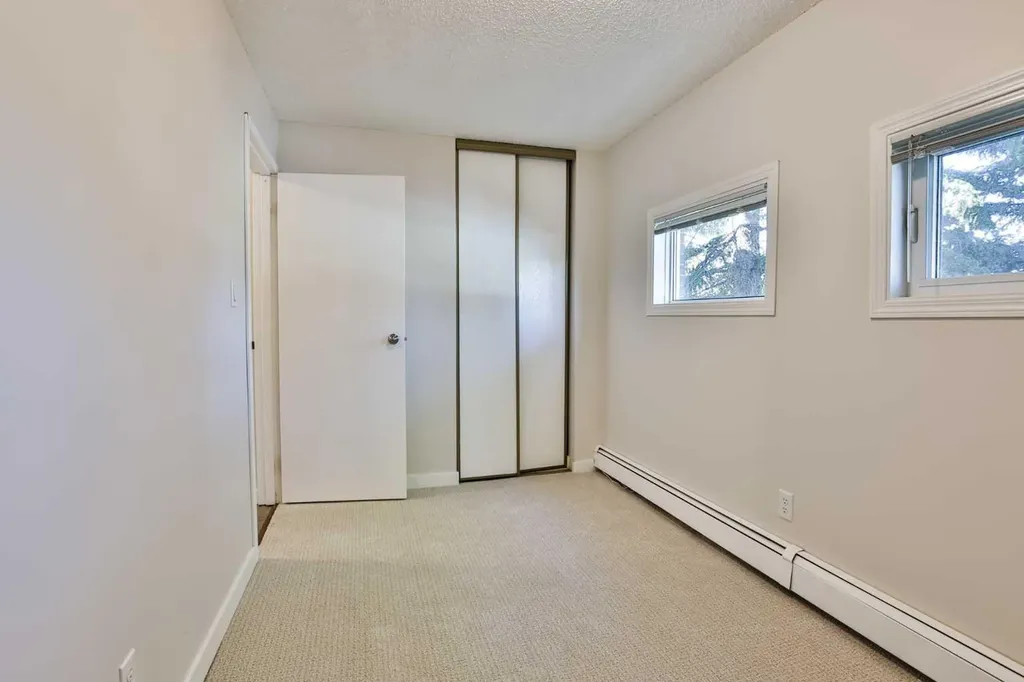 405 Columbia Boulevard W Lethbridge AB T1K 5R8