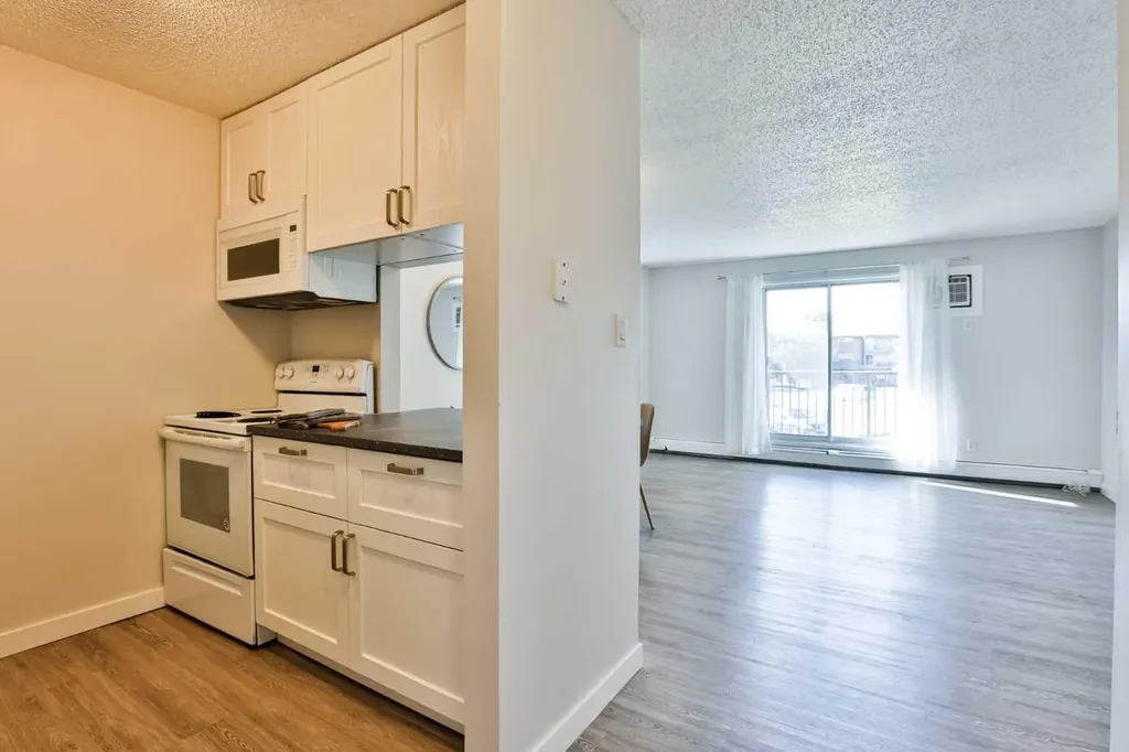 405 Columbia Boulevard W Lethbridge AB T1K 5R8