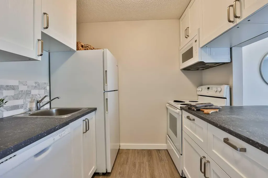 405 Columbia Boulevard W Lethbridge AB T1K 5R8